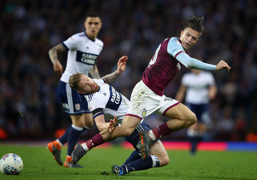 西布朗客场击败伯明翰，豪取三分