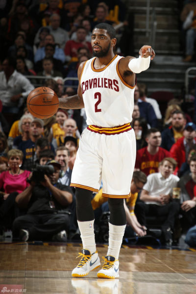 步行者官方公布新规，欧文引发争议，复出首战轰40分球迷热议！