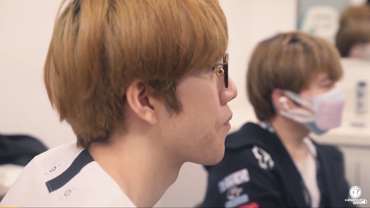 关于TheShy连续十五场比赛得分超过晋级下一阶段,巴黎圣日耳曼不断突破!的信息